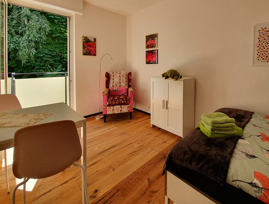 Exclusive living rooms for music students, individually furnished: Die Stimmgabel - Student's Residence